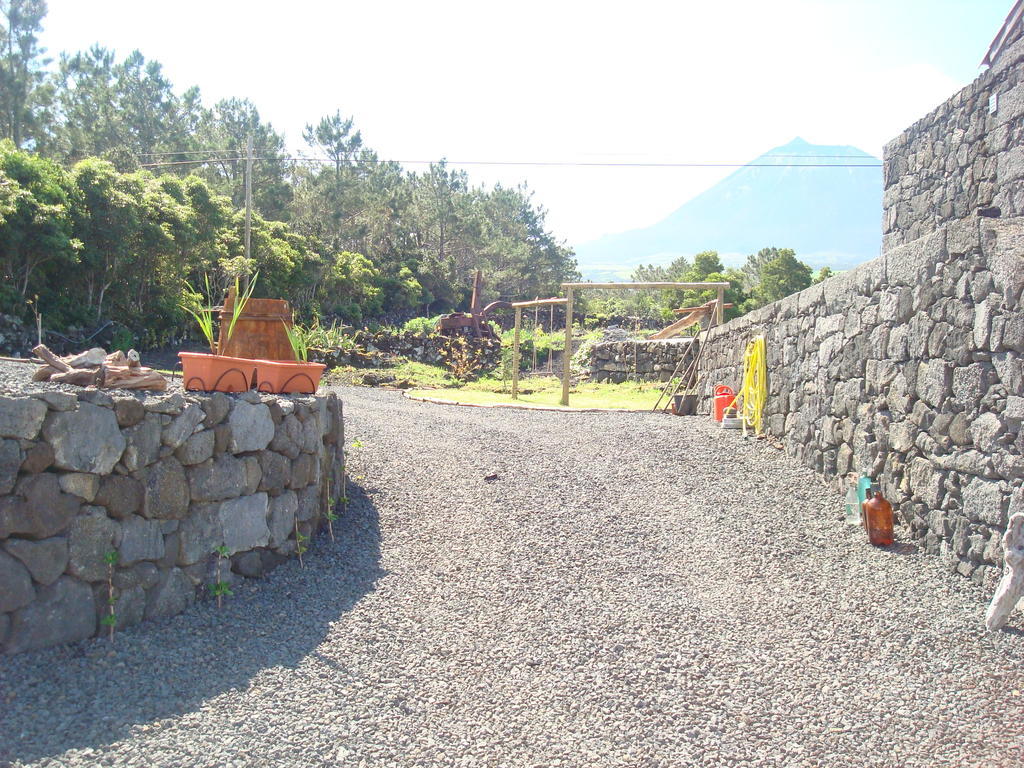 Casas Alto Da Bonanca Pensionat São Roque do Pico Rum bild